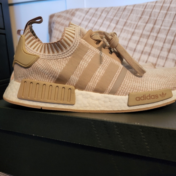Adidas NMD_R1 PK Men's Sneakers - Picture 13 of 14